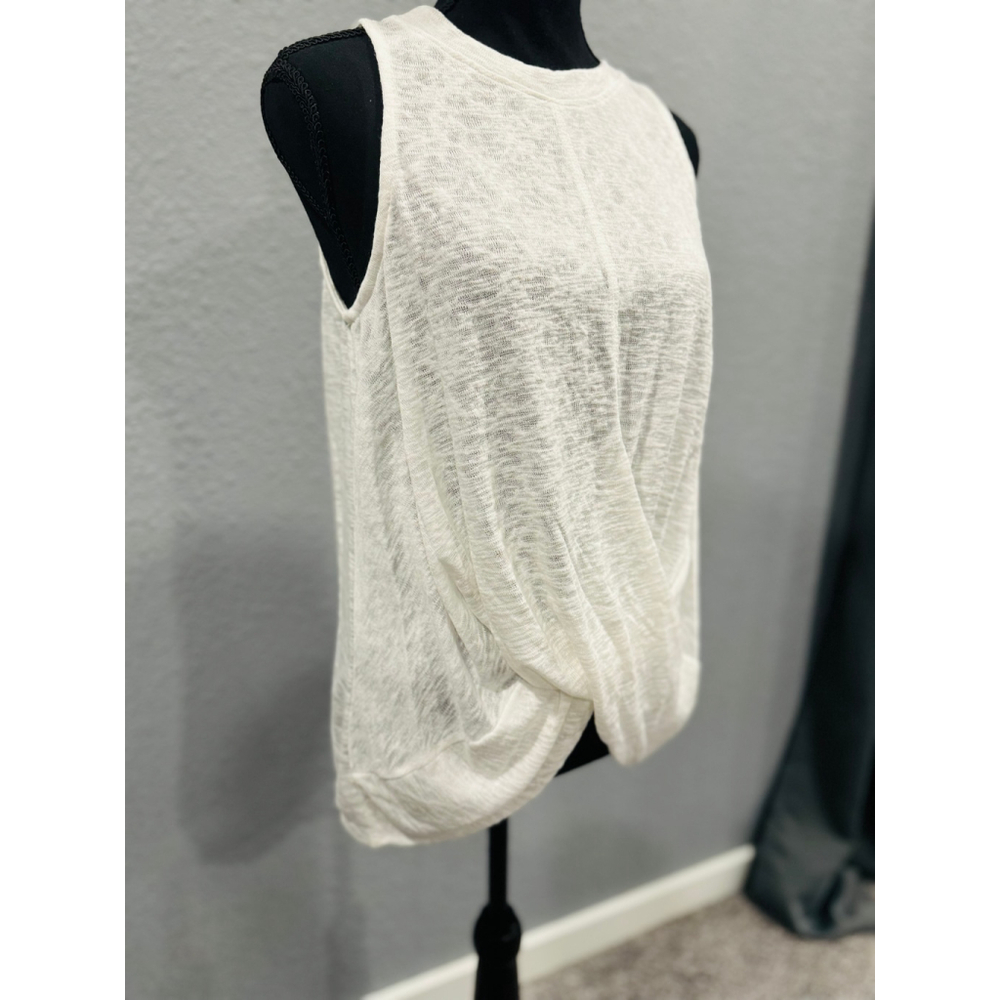 Cherish Women's Sleeveless Twist-Front Top NWOT, Sz M - Picture 3 of 10